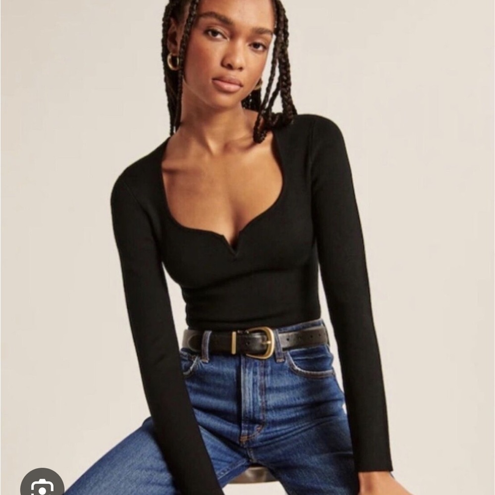 Abercrombie & Fitch Black Sweater Too